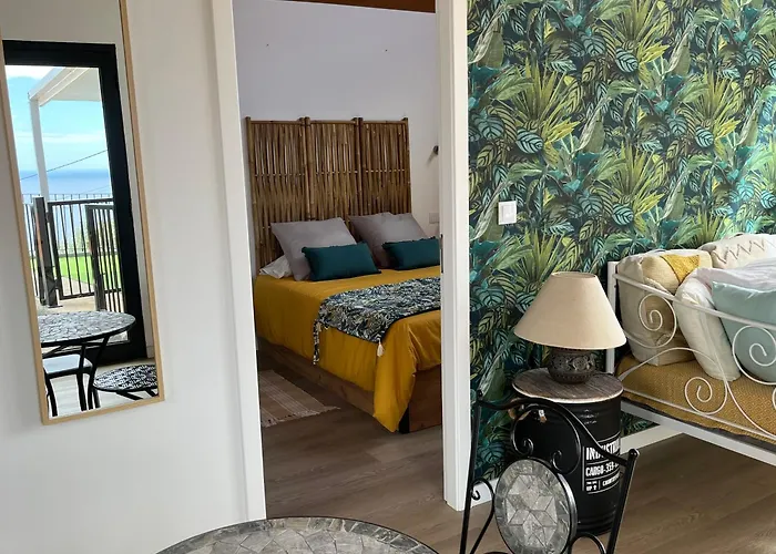 Refugio Com Jacuzzi E Vista Mar Pensionat 4*