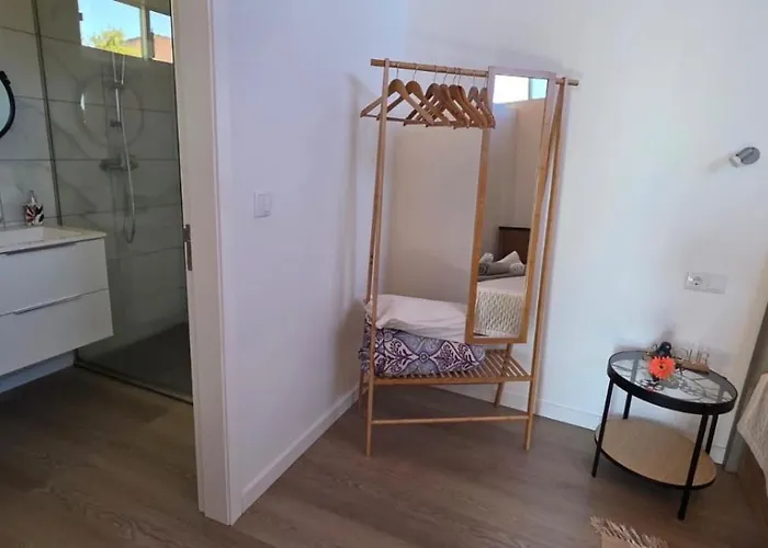 Refugio Com Jacuzzi E Vista Mar Pensjonat Estreito Da Calheta